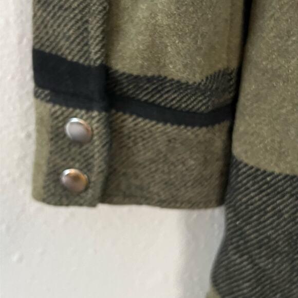 Steve Madden Women’s Plaid Long Shacket Jacket Coat Olive Green Black Size M - Picture 6 of 6